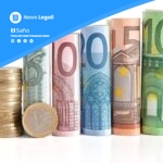 Banconote e monete euro rappresentano il contratto di mutuo e finanziamento secondo il TUB