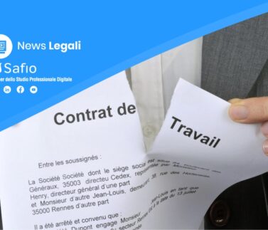 la-corte-di-cassazione-si-rivolge-alla-consulta-per-sapere-se-e-costituzionalmente-legittimo-lart-2-comma-1-d-lgs-4-marzo-2015-n-23 Contratto di lavoro in corso di firma con documenti legali francesi e logo News Legali Safio