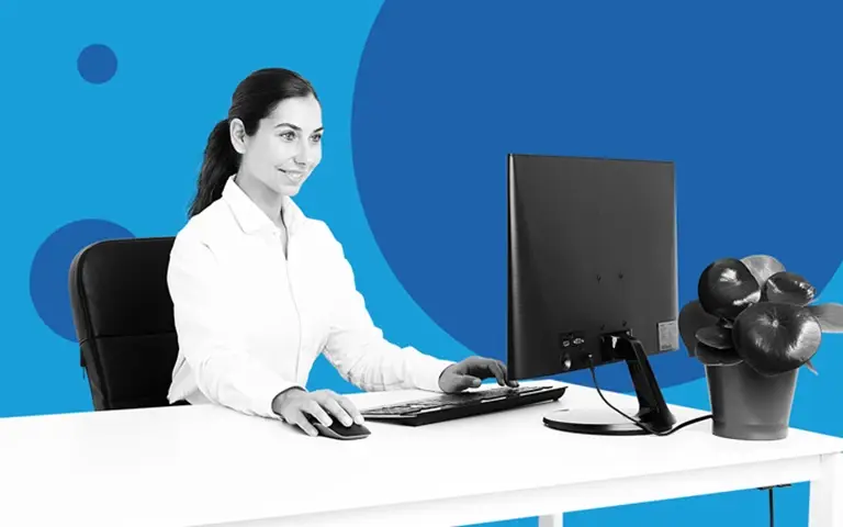 2978_n_crea-safio Donna professionista studio legale al computer desk ufficio